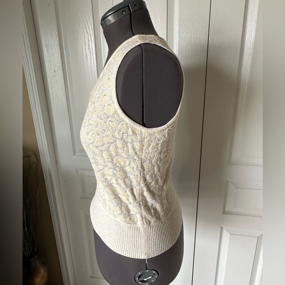 St. John knit tank two toned cream made in the USA . Size small designer - Picture 8 of 11